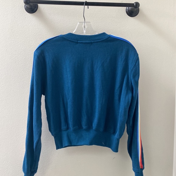 Cropped spiritual gangster sweatshirt - Picture 4 of 5